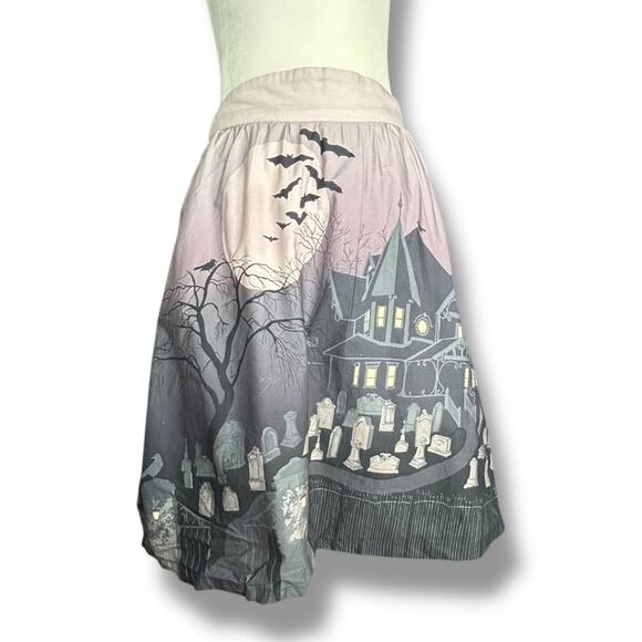 ModCloth Haunted House Halloween Skirt M
Spooky Graveyard Cotton Lined Medium - Picture 7 of 15
